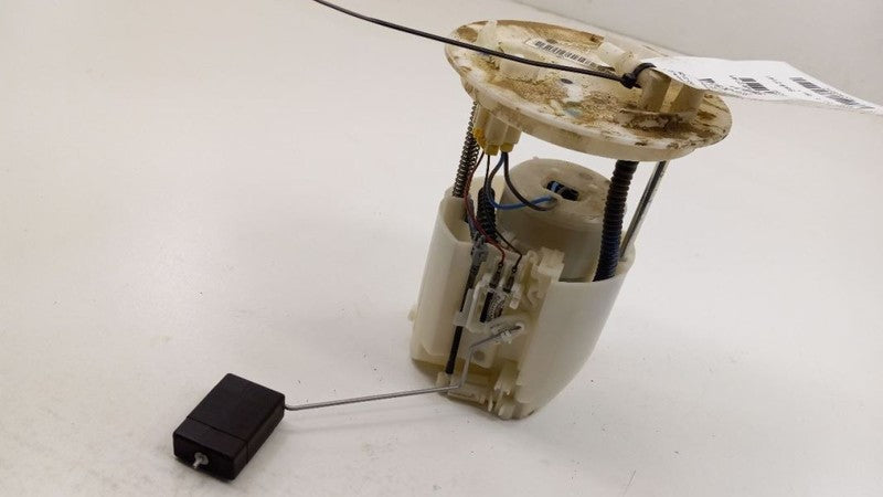 Gas Fuel Pump Assembly 2.5L Fits 10-12 Ford Fusion