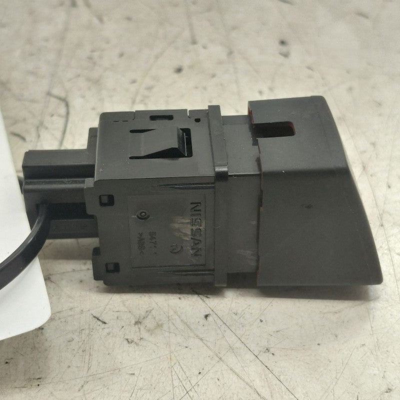 Nissan Murano Hazard Switch 4 Way Flasher Button  2020 2021 2022 2023