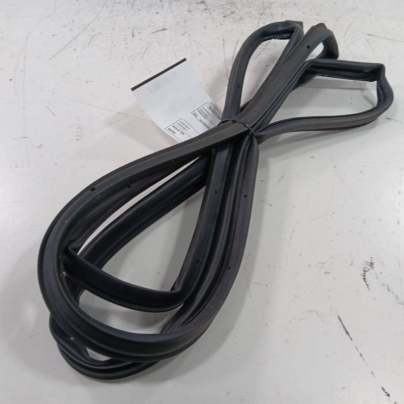 Subaru Outback Legacy On Door Seal Rubber Left Driver Front  2018 2017