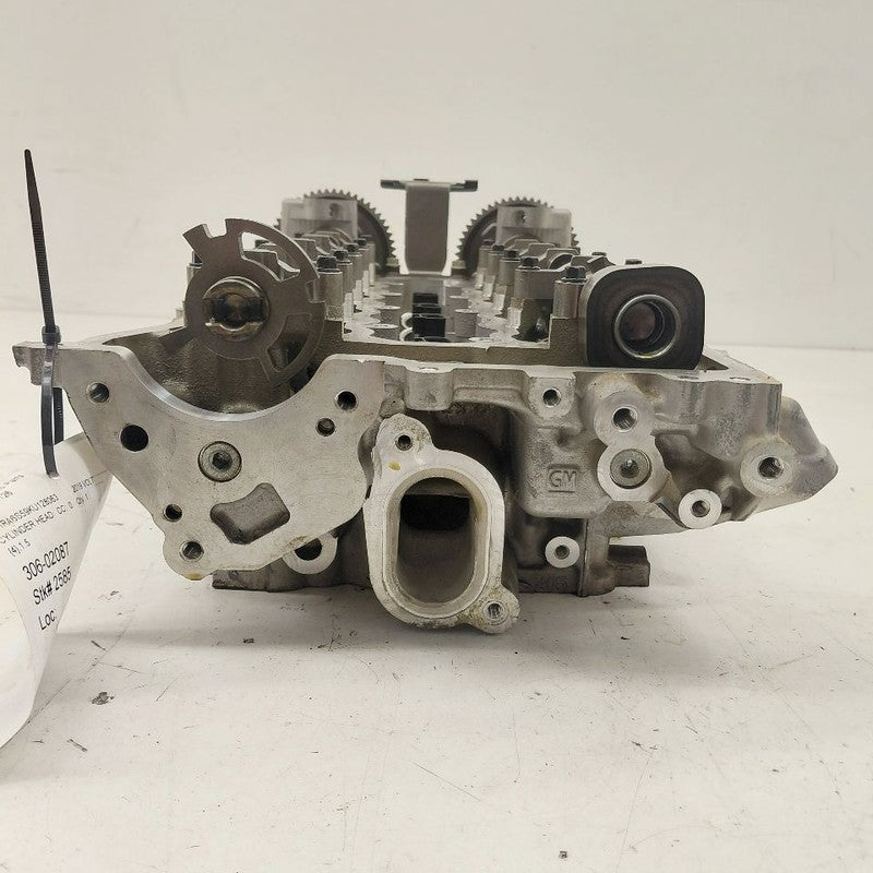 Engine Cylinder Head Fits 16-19 Chevy Volt OEM