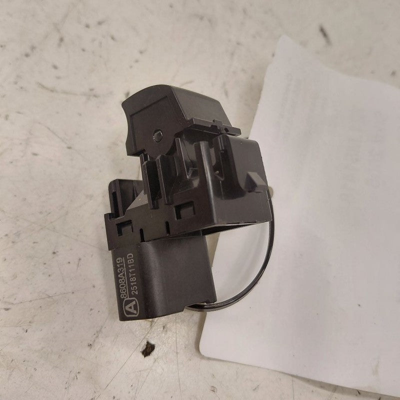 Mitsubishi Outlander   Power Window Switch Right Passenger Rear  2018 