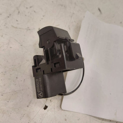 Mitsubishi Outlander   Power Window Switch Right Passenger Rear  2018 