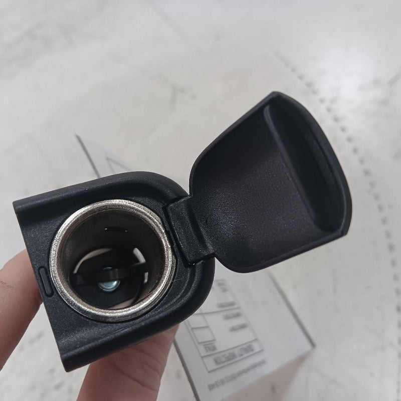 Kia Optima 12V Power Port Socket  2018 2017 2016