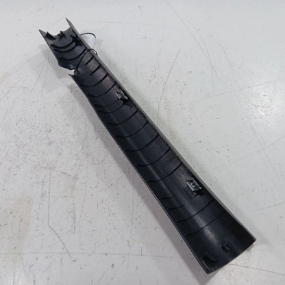 Hyundai Accent Sill Trim Plate Door Jam Threshold Right Passenger Front  2012 20