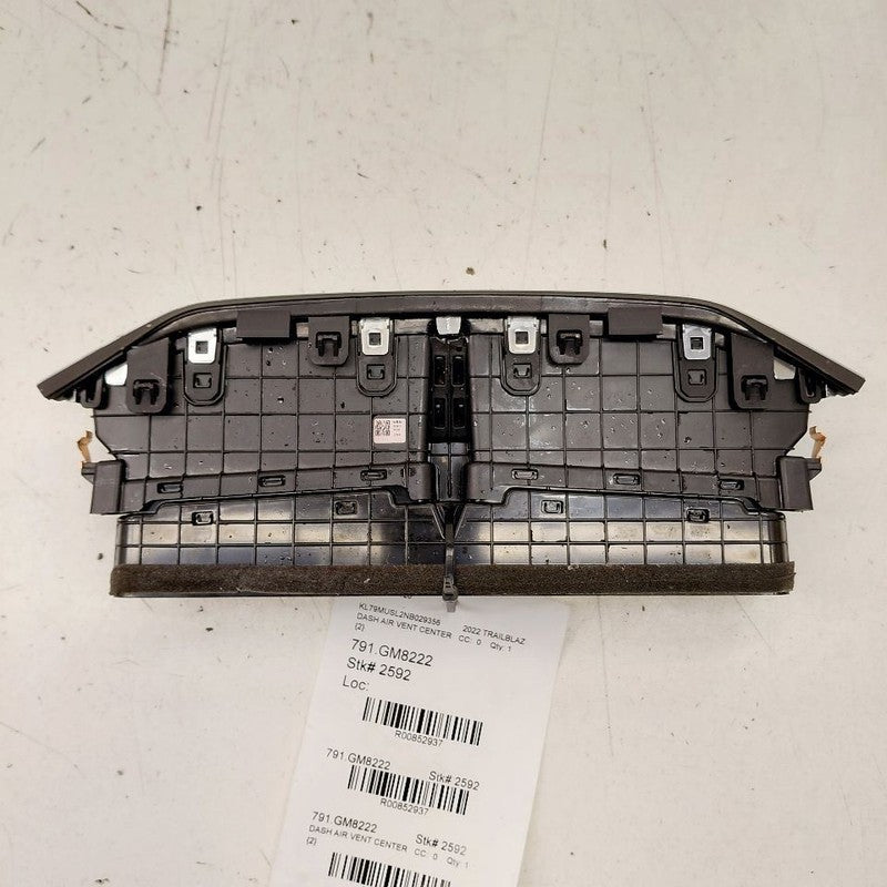 Chevy Trailblazer Dash Air Vent Center Middle  2023 2022 2021