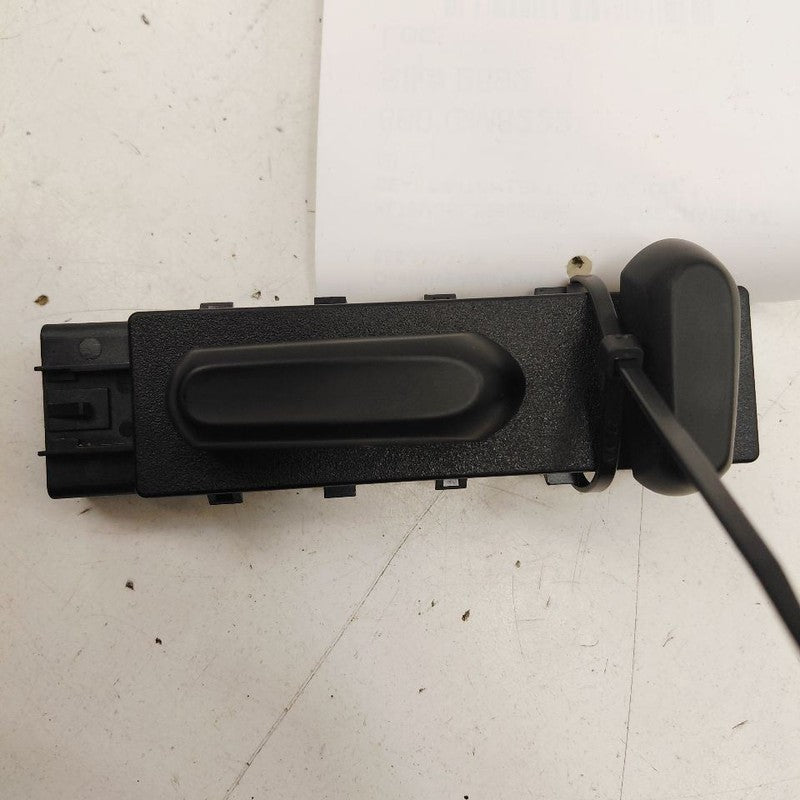 Chevy Trailblazer Seat Switch Left Driver Power Seat Control  2023 202