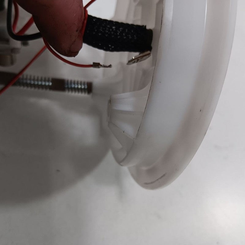 LX6Z9H307A Gas Fuel Pump Assembly Tank Mounted 1.5L AWD Fits 20-23 Ford Escape