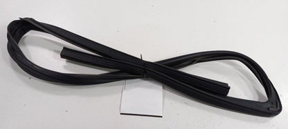 Dodge Journey Door Glass Window Seal Rubber Right Passenger Front 2009 2010 2012