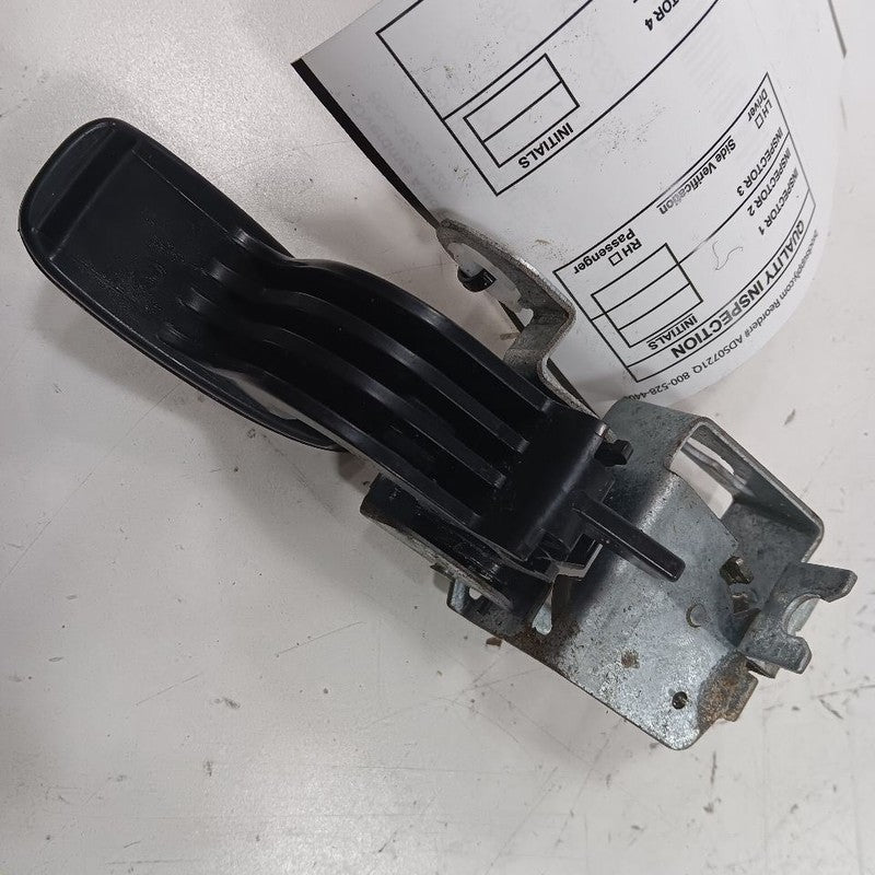 Acura ILX Fuel Door Switch Gas Cap Cover Lid Release Button Control  2016 2017 2