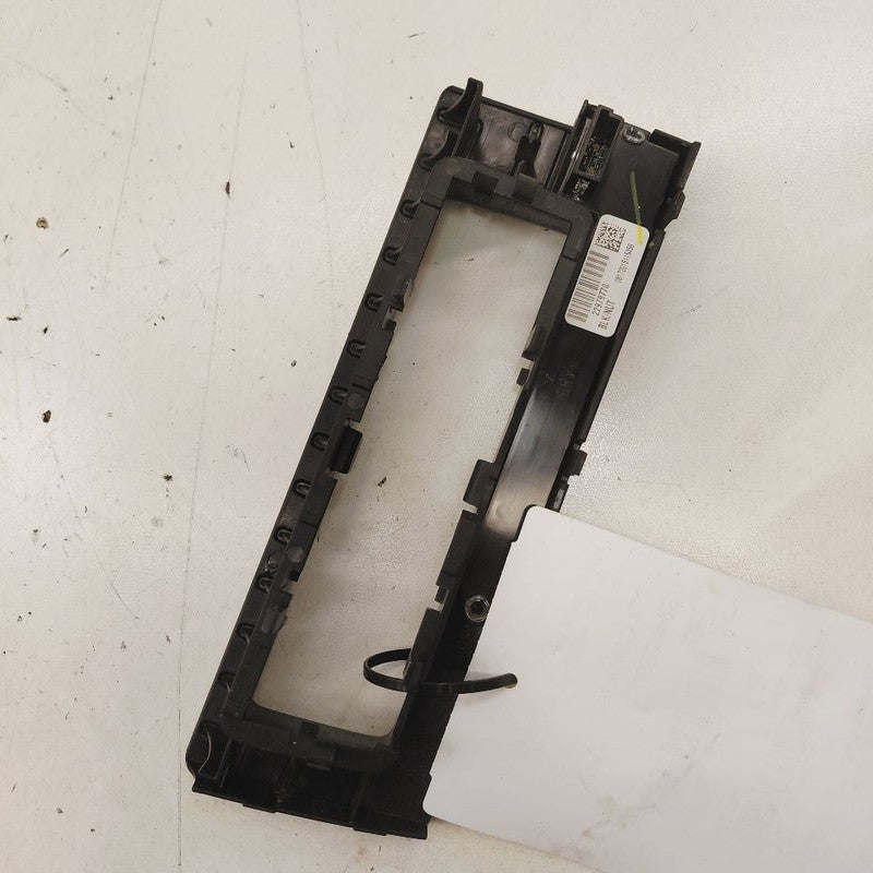Cadillac XTS Shifter Bezel Trim Shift Console Surround Trim      2016 