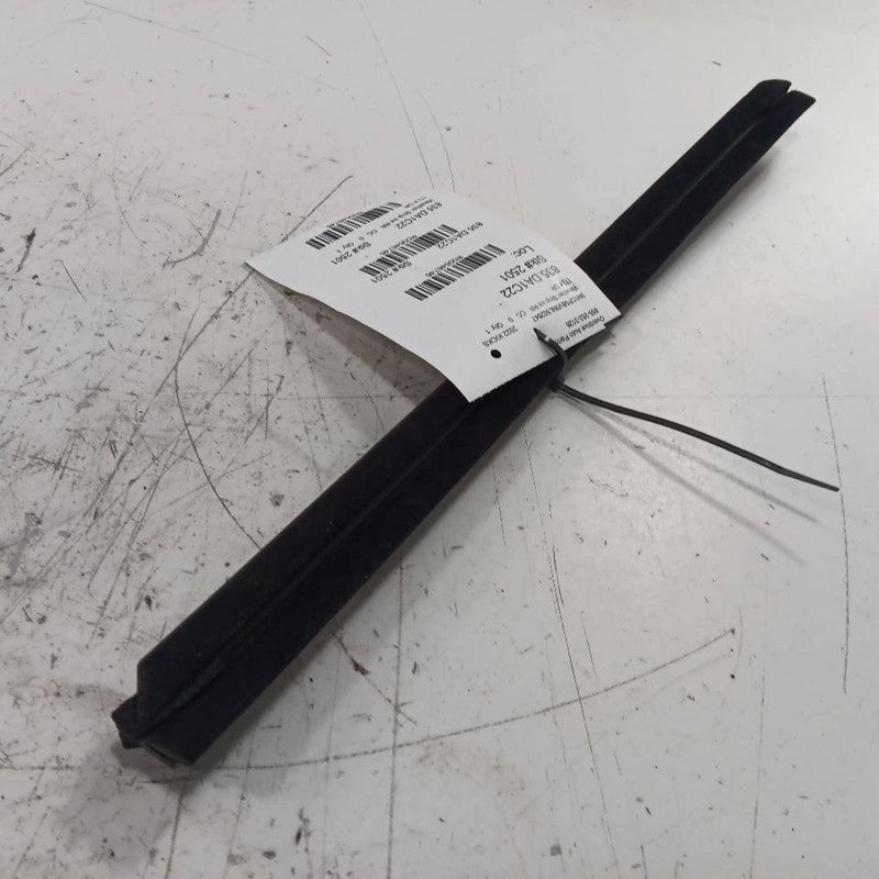 Nissan Kicks Right Rear Weather Strip Interior  2021 2022 2023 2024 OE
