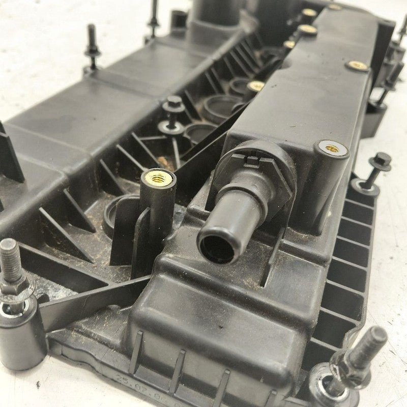 Ford Escape Engine Cylinder Head Valve Cover  2.5 2020 2021 2022