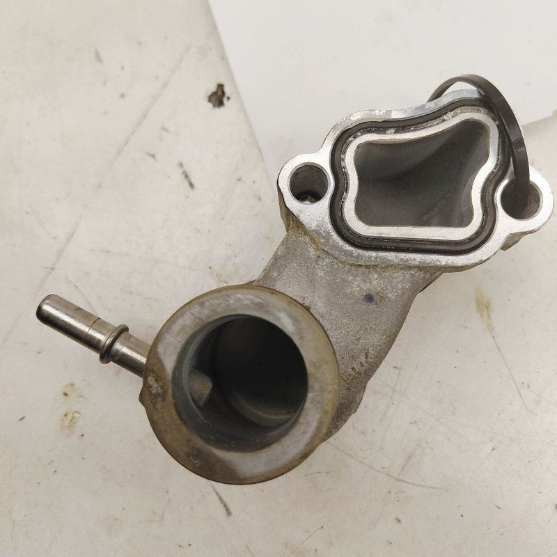 Cadillac XTS Coolant Line Crossover Pipe      3.6 2016 2017 2018