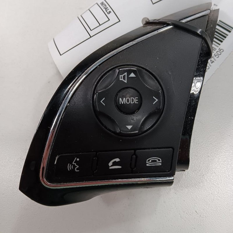 Outlander Sport Left Side Steering Wheel Switch Phone Controls 2019 20