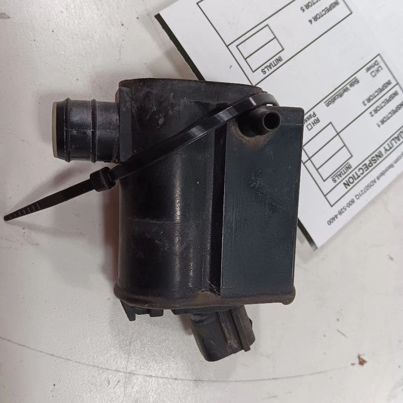 Hyundai Elantra Windshield Washer Wash Fluid Reservoir Motor Pump Electric  2017