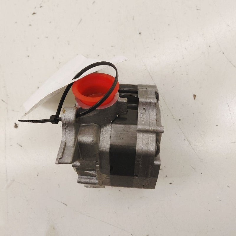 Cadillac XTS Transmission Oil Pump      3.6 2016 2017 2018