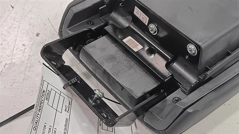 Nissan Rogue Arm Rest  2014 2015 2016 2017 OEM