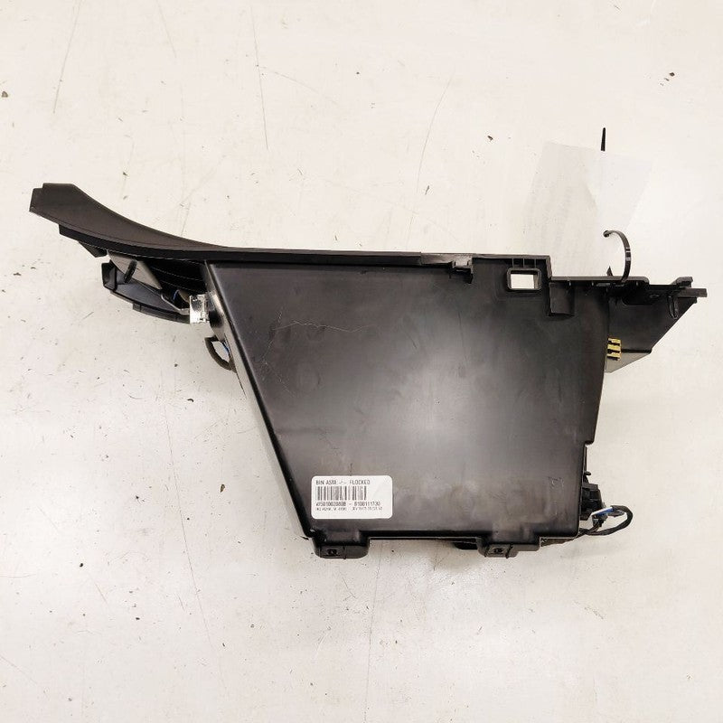 Cadillac XTS Storage Pocket      2016 2017 2018