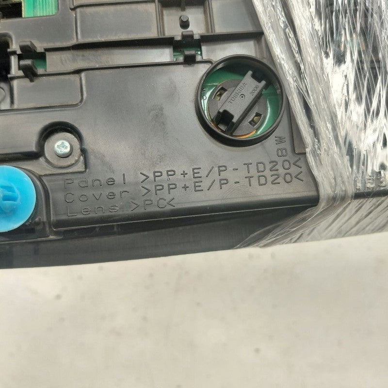 Lexus IS350 Dome Light Roof Lamp  2020 2019 2018