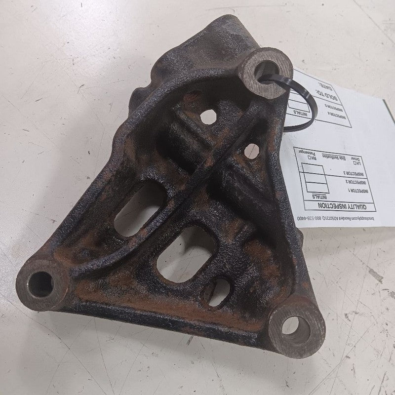 Toyota Corolla 2.0 Engine Motor Mount Bracket Right Passenger  2019 20