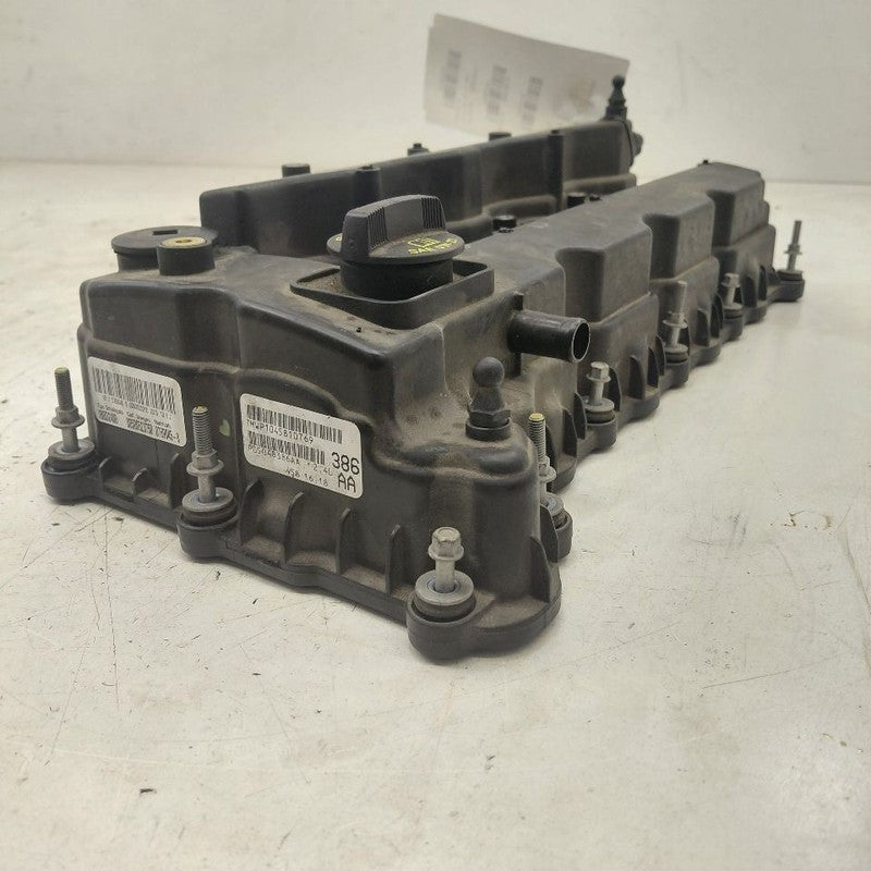 2018 Fiat 500 X 2.4 Model Engine Cylinder Head Valve Cover
