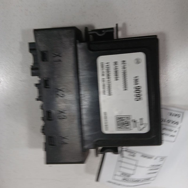2025 GMC Acadia Control Module {13559095}