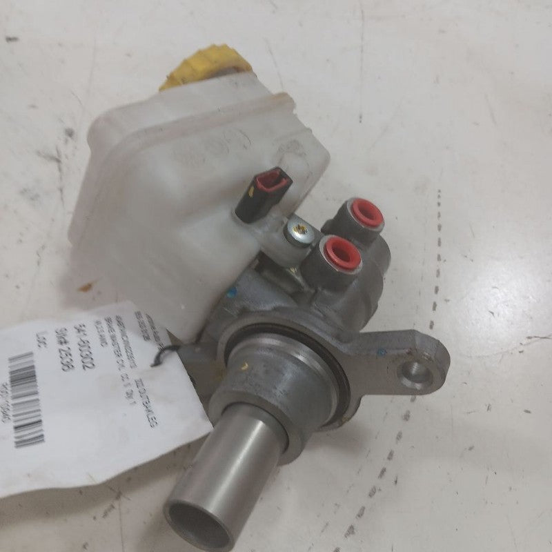 Brake Master Cylinder CVT Fits 17-23 Subaru Impreza OEM