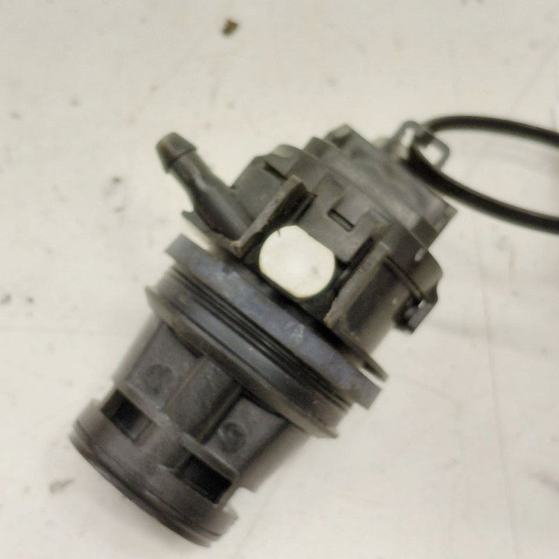 Subaru Crosstrek Windshield Washer Fluid Motor  2023 2022 2021