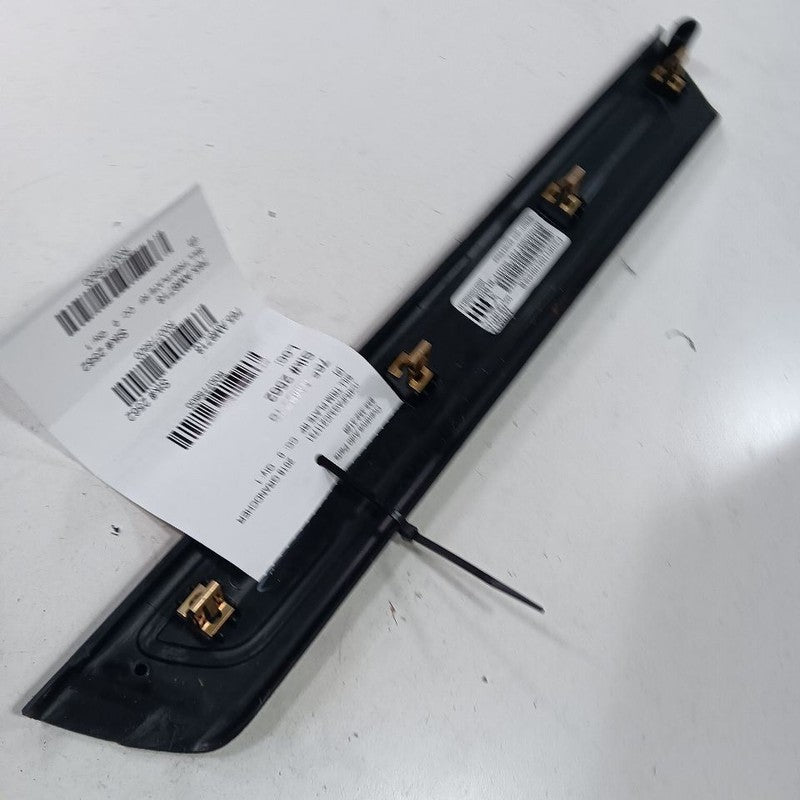 Grand Cherokee Sill Trim Plate Door Jam Threshold Right Passenger Fron
