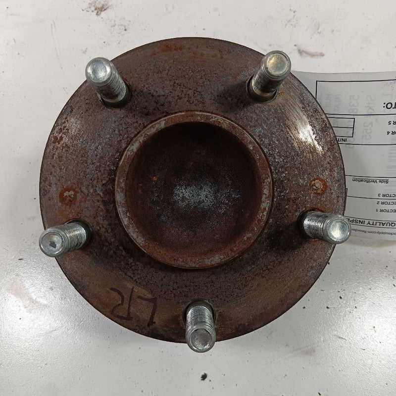 Left Rear Hub FWD Fits 14-20 Mitsubishi Outlander Sport OEM