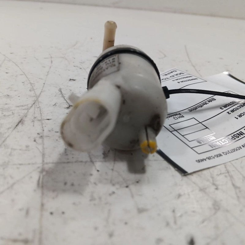 Chevy Traverse Windshield Washer Wash Fluid Reservoir Motor Pump Electric  2010 