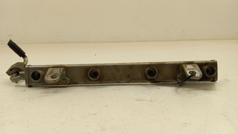 Nissan Sentra Fuel Rail Injection Injector Mount Bar 2008 2009 2010 2011 2012