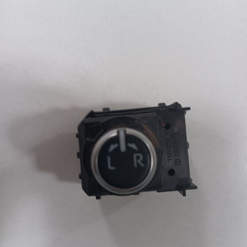 Toyota Corolla Mirror Switch View Power Door Mirror Switch  2019 2020 2021