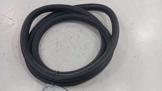 Chevy Volt On Body Door Jamb Seal Rear Left Back  2011 2012 2013 2014 201