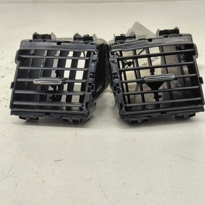Nissan Versa Note Dash Air Vent Center Middle  2019 2018 2017