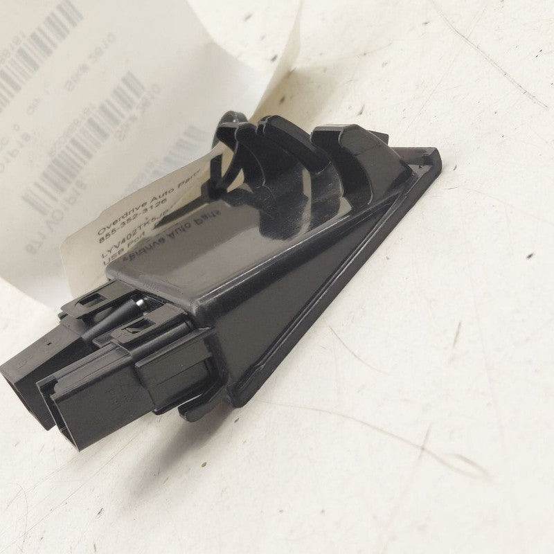 Volvo S60 USB Plug In Hub Port  2018 2017 2016
