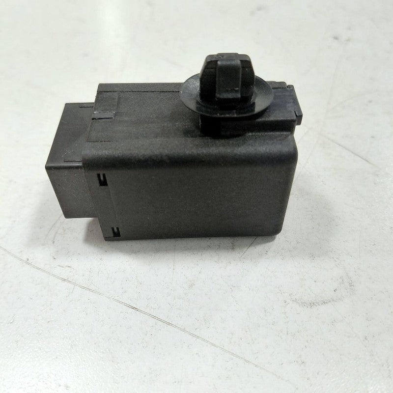 Kia Soul Brake Stop Signal Relay {952402W100} 2017 2018 2019 OEM