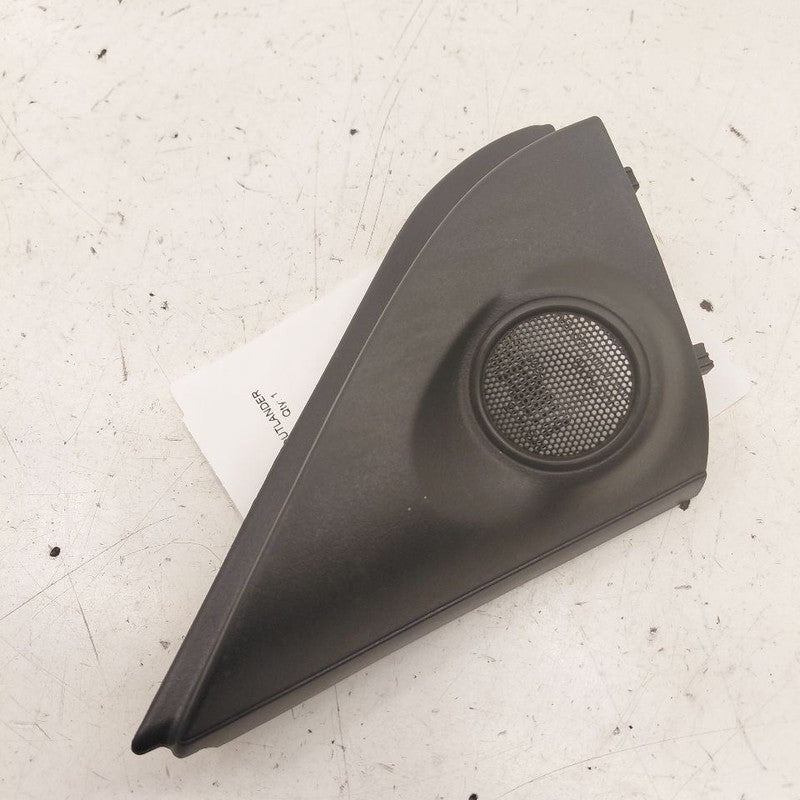 Mitsubishi Outlander   Mirror Mount Cover Door Trim Left Driver  2018 