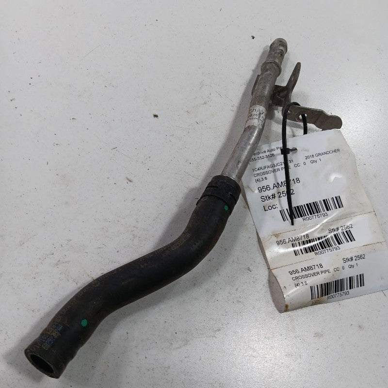 Grand Cherokee Coolant Line Crossover Pipe  3.6 2017 2018 2019 2020 OE