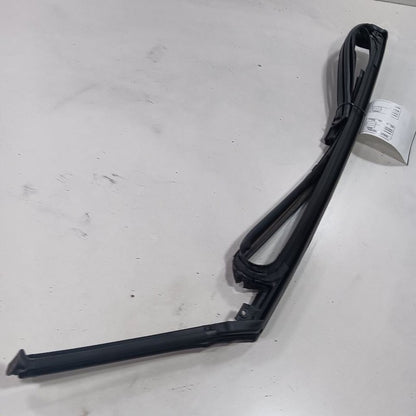 Chevy Malibu Door Glass Window Seal Rubber Right Passenger Rear Back 2