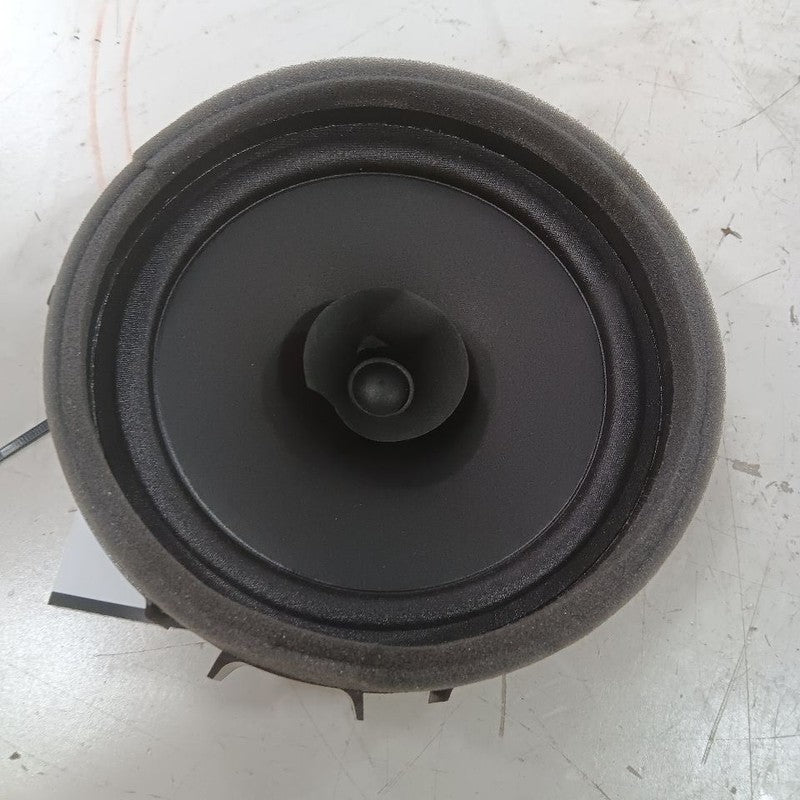 Outlander Sport Speaker Right Passenger Rear  2022 2023 2024 OEM
