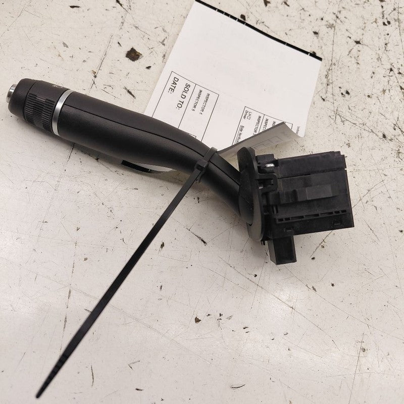 Steering Column Mounted Blinker Turn Signal Switch ID 84117375 17-20 C