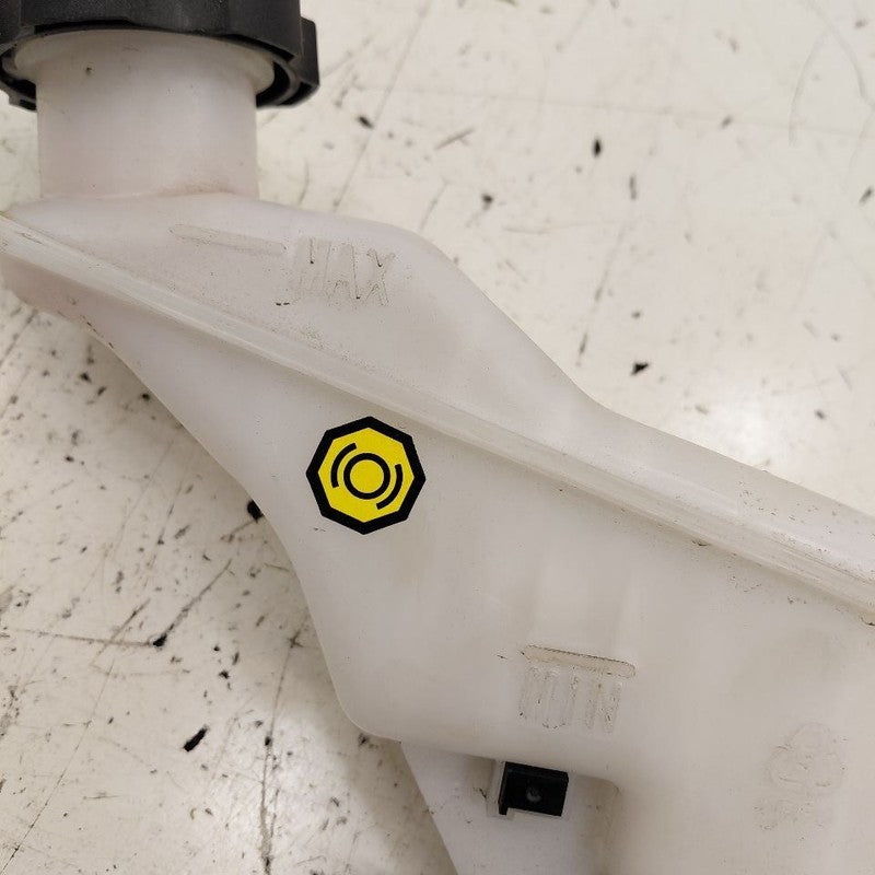 Brake Master Cylinder Fits 17-22 Kia Sportage