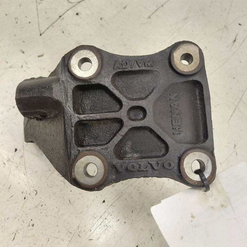 Volvo S60 Jack Shaft Mount Bracket  2018 2017 2016