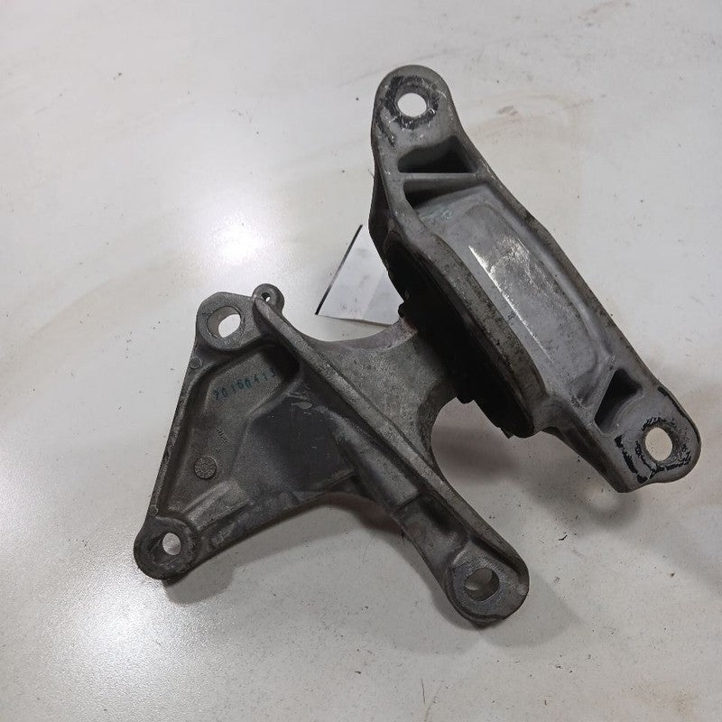 Honda Civic Engine Motor Mount Left Driver 2016 2017 2018 2019