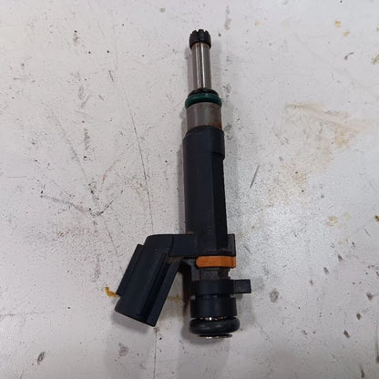 Fuel Injection Injector Fits 18-23 Nissan Kicks OEM