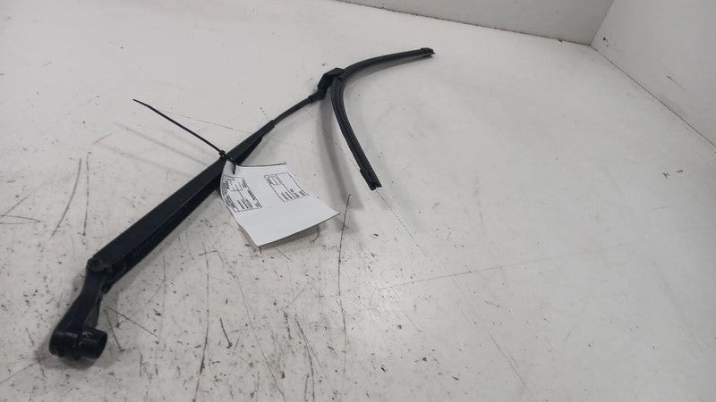 Buick Encore Windshield Wiper Arm Left Driver  2016 2017 2018 2019
