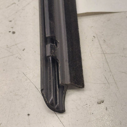 Mitsubishi Mirage Door Glass Window Weather Strip Front Right Passenge