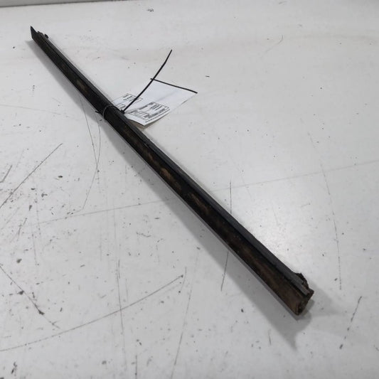 Ford Fiesta Right Front Weather Strip Interior  2014 2015 2016 2017 2018 2019