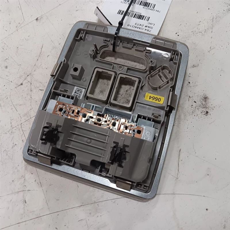 Buick Encore Dome Light Roof Lamp  2018 2019 2020 OEM